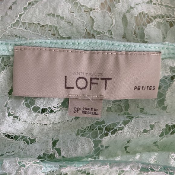 LOFT SP Lace Blouse Small Petite Mint Green Pastel Short Sleeve - Picture 4 of 6
